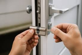 Comment se déroule un remplacement de cylindre ?